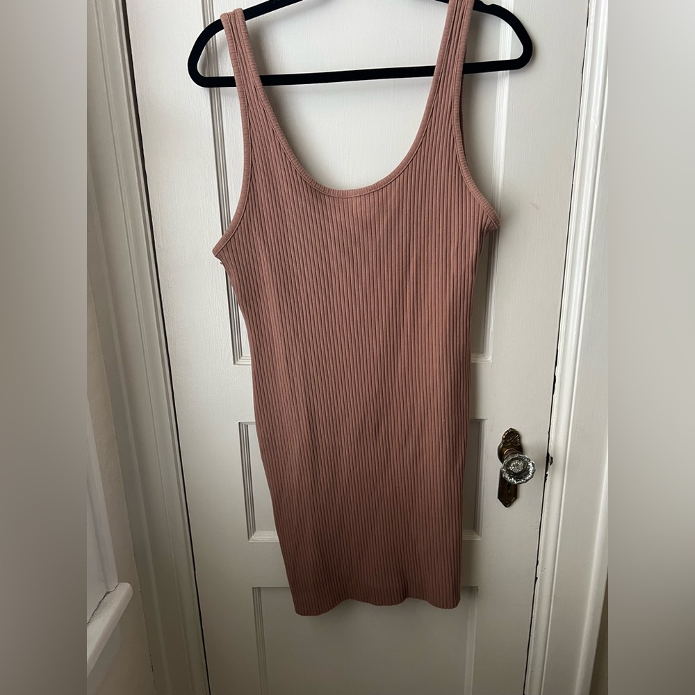 Calvin Klein Jeans Ribbed Scoop Midi Dress in Mauve